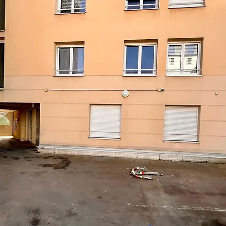 Calme Avec Parking Privé Gratuit Centre Appartement Nancy